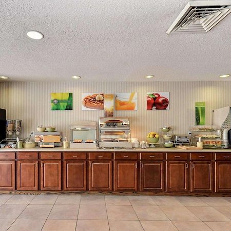 Quality Inn Spring Mills - Martinsburg North Exteriér fotografie