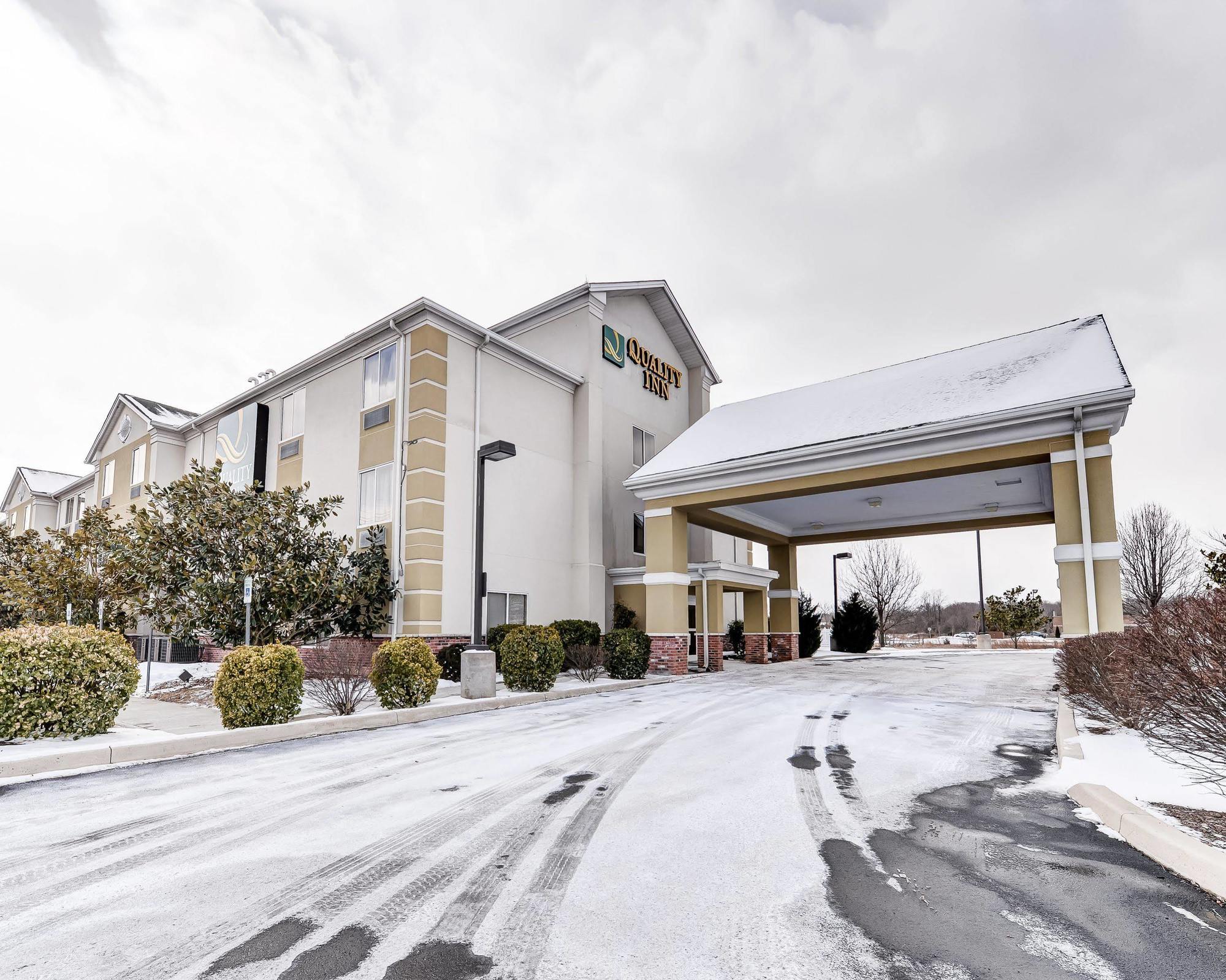 Quality Inn Spring Mills - Martinsburg North Exteriér fotografie